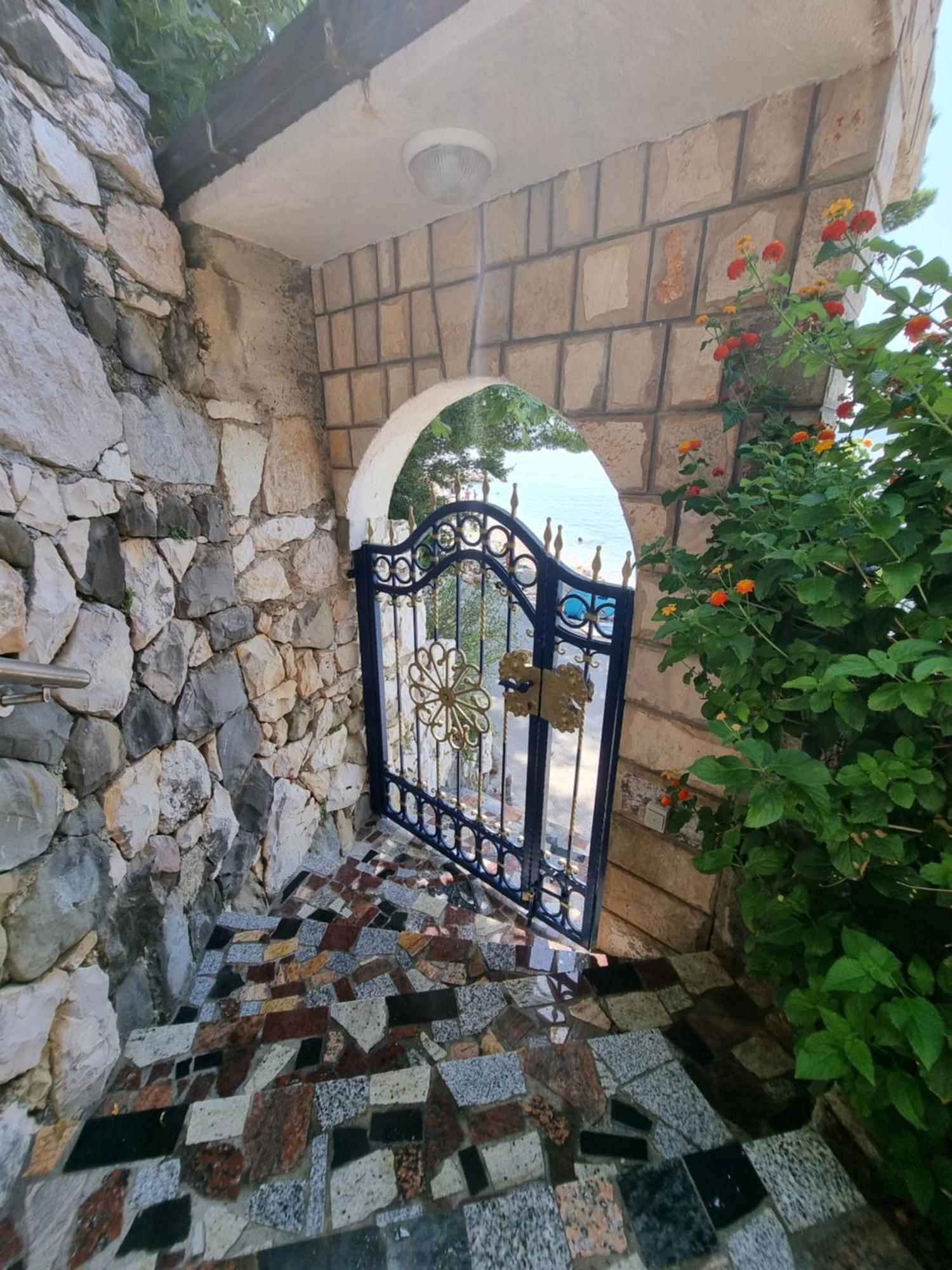 Apartmani Anda Живогоще Номер фото